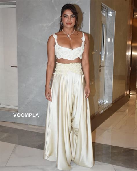 priyanka boobs|Priyanka Chopra exposes serious cleavage in head